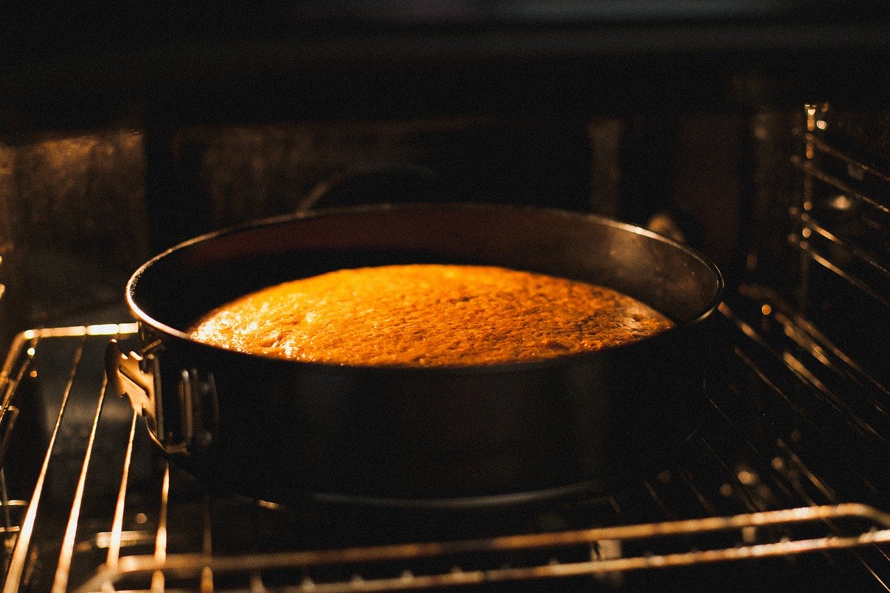 Bake a Cake in a Toaster Oven