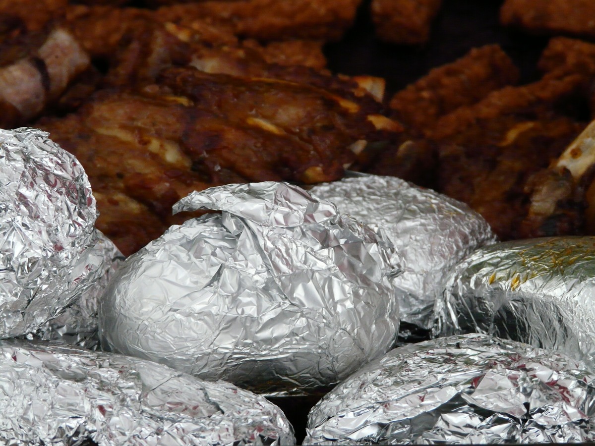 Put Aluminum Foil in a Toaster Oven